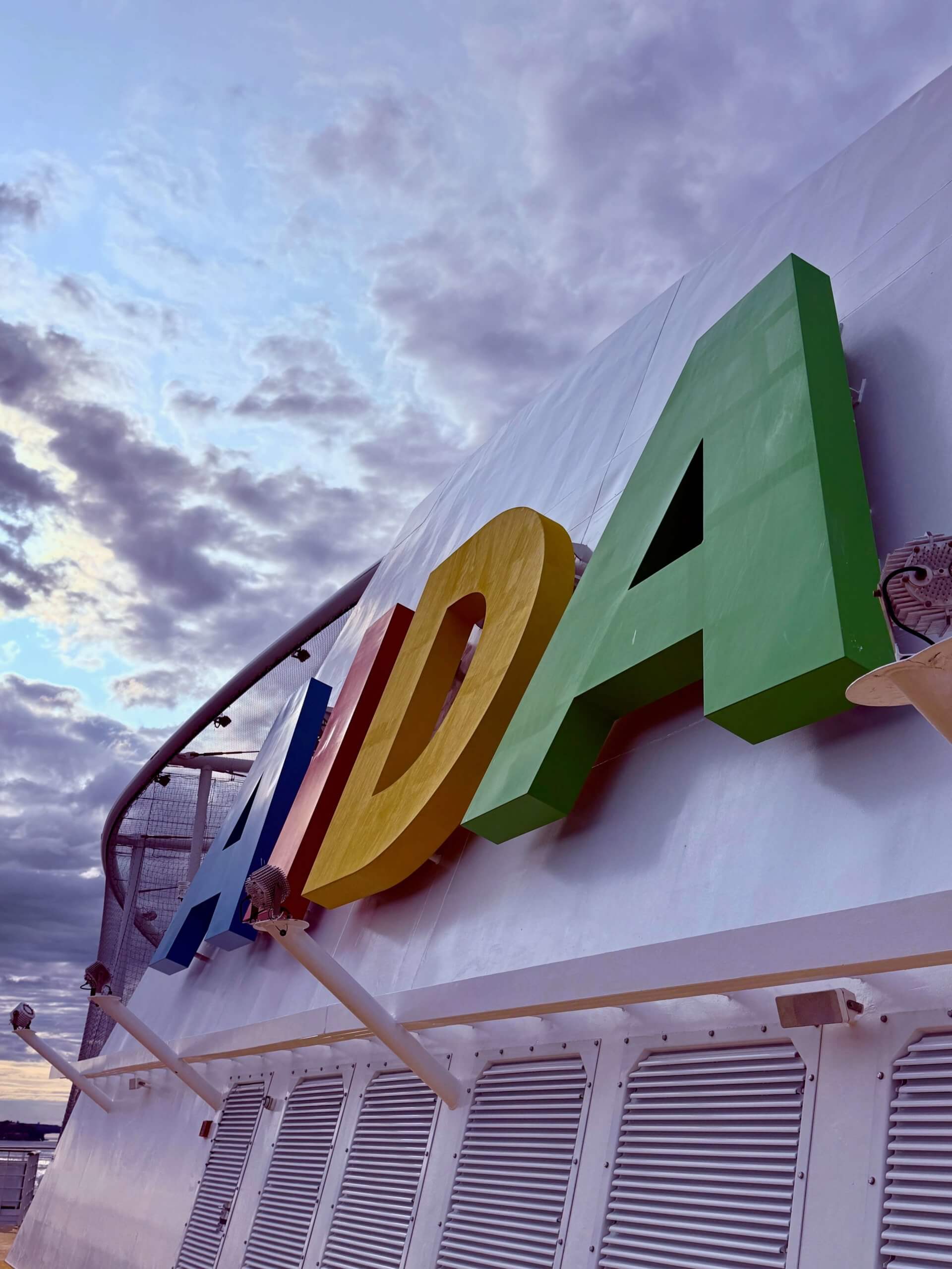 AIDA-Logo auf AIDAdiva