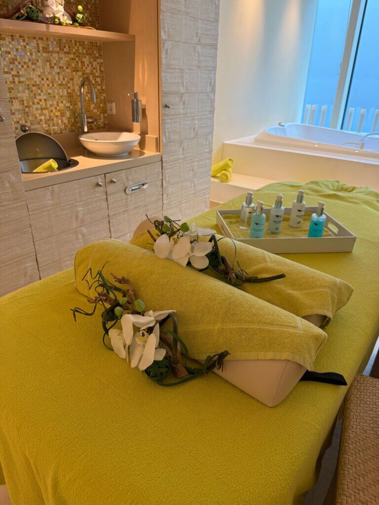 Beauty-Produkte im Private Spa auf AIDAperla