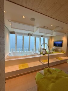 Mehr über den Artikel erfahren Private Spa auf AIDAperla: 3 Stunden für uns allein – lohnt sich das?