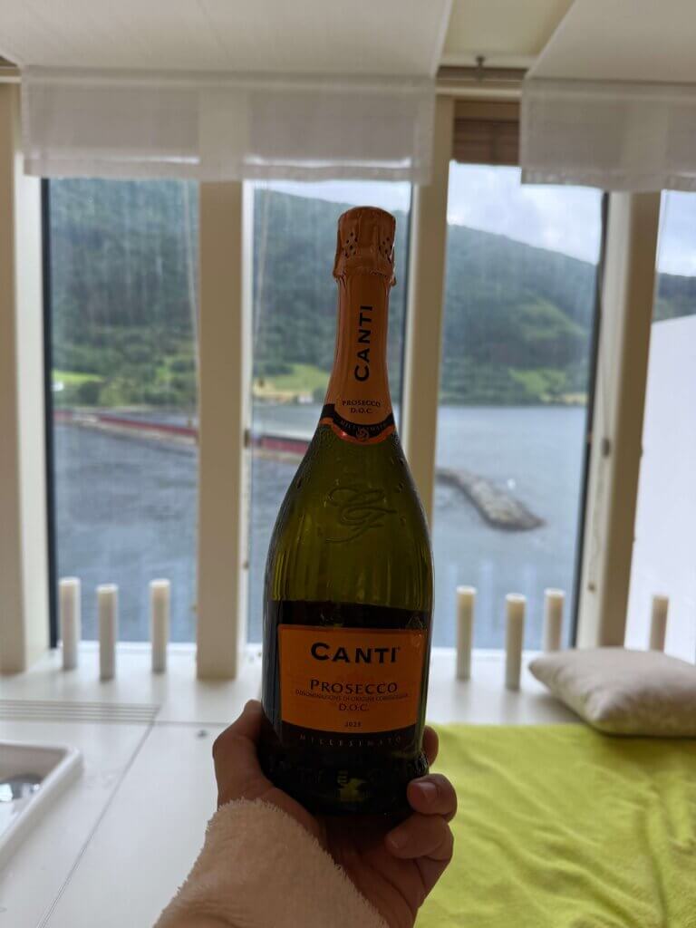 Prosecco aus dem Private Spa auf AIDAperla